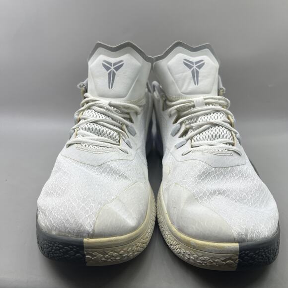 Nike Mamba Fury Basketball Shoes Men Size 15 White Gray Comfort Low Top Sneakers